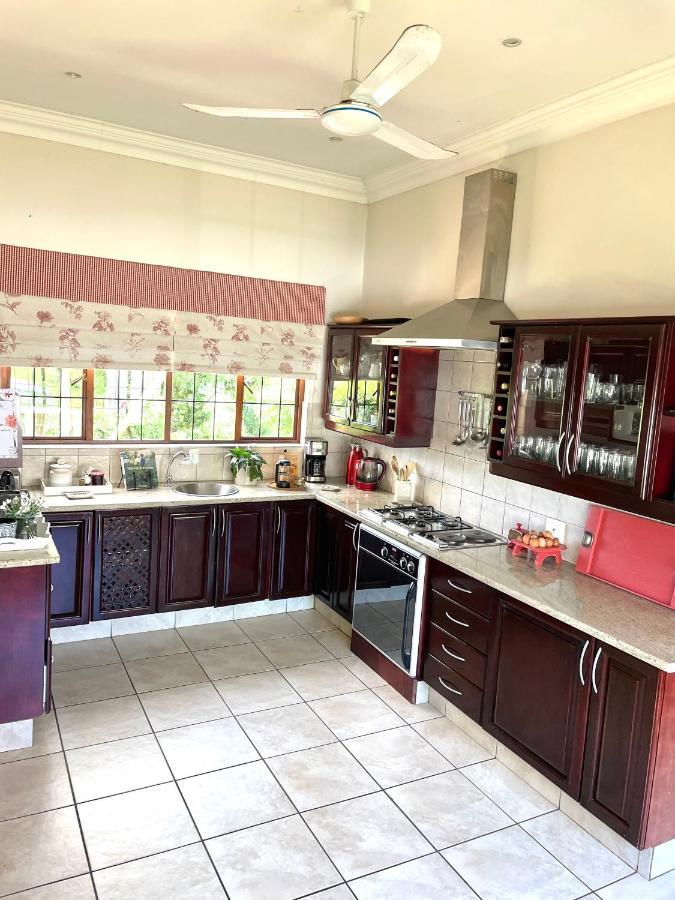 Porterfield Guest House, Champagne Valley Esterno foto